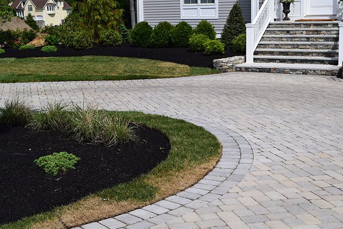Well-designed paved Residential Driveway in Pelham, NH